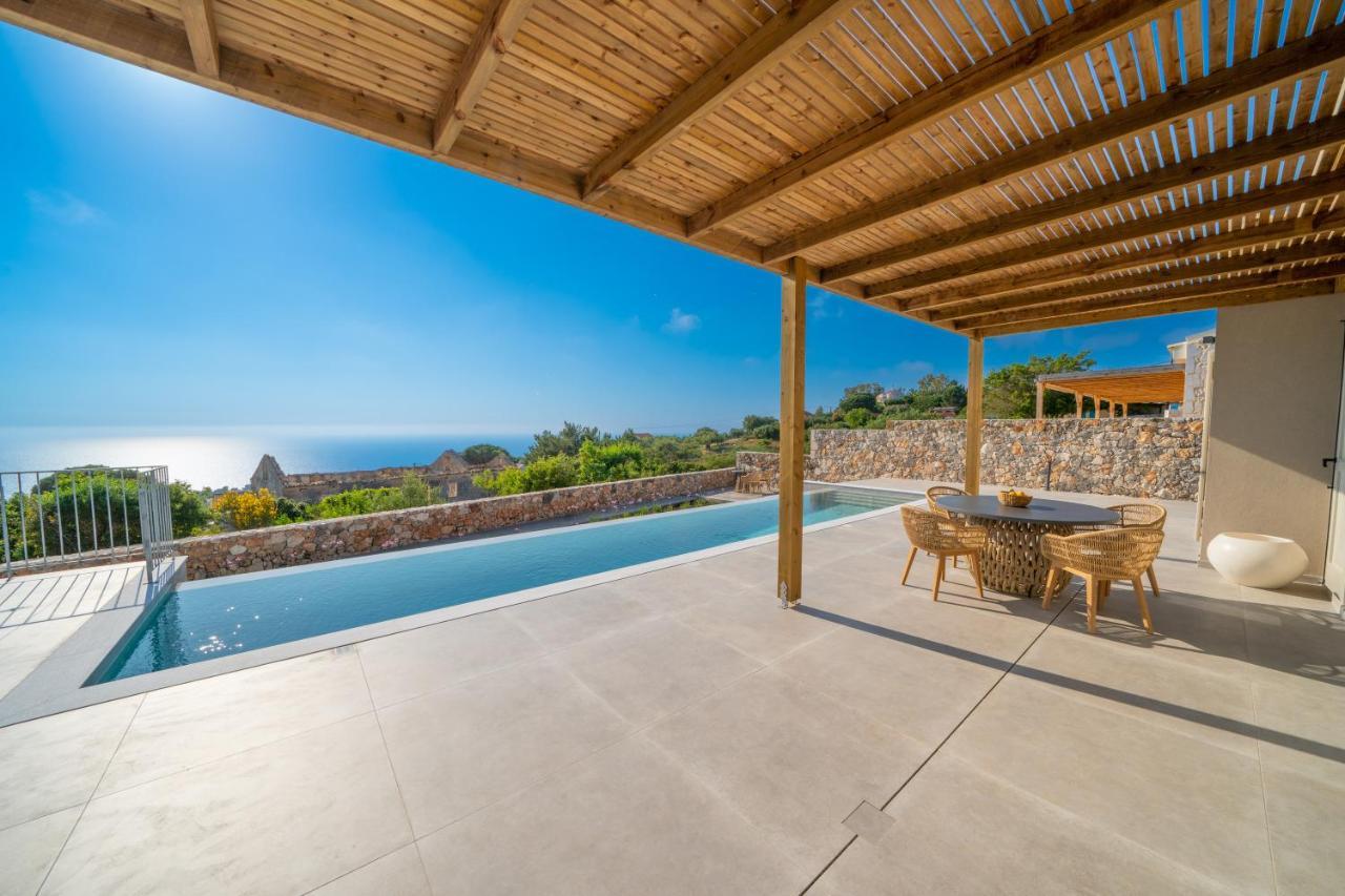 Summer Breeze Villa Tzamarelata Exterior foto